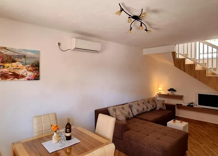 Alexandra Appartement *